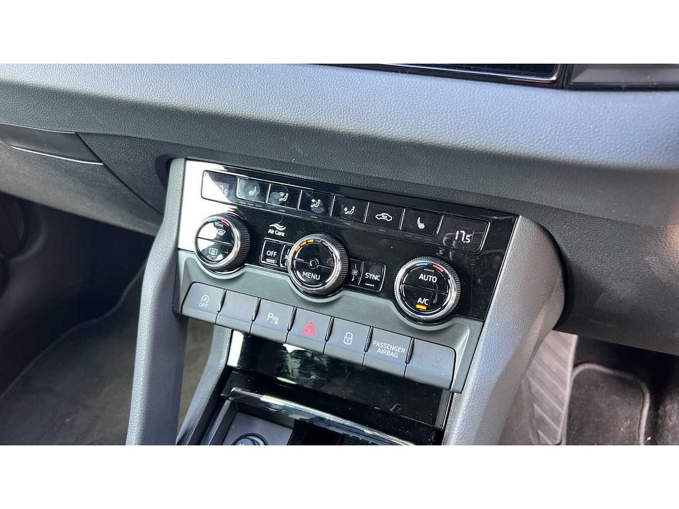 SKODA KAROQ 2.0 TDI [150] Sportline 4x4 5dr DSG