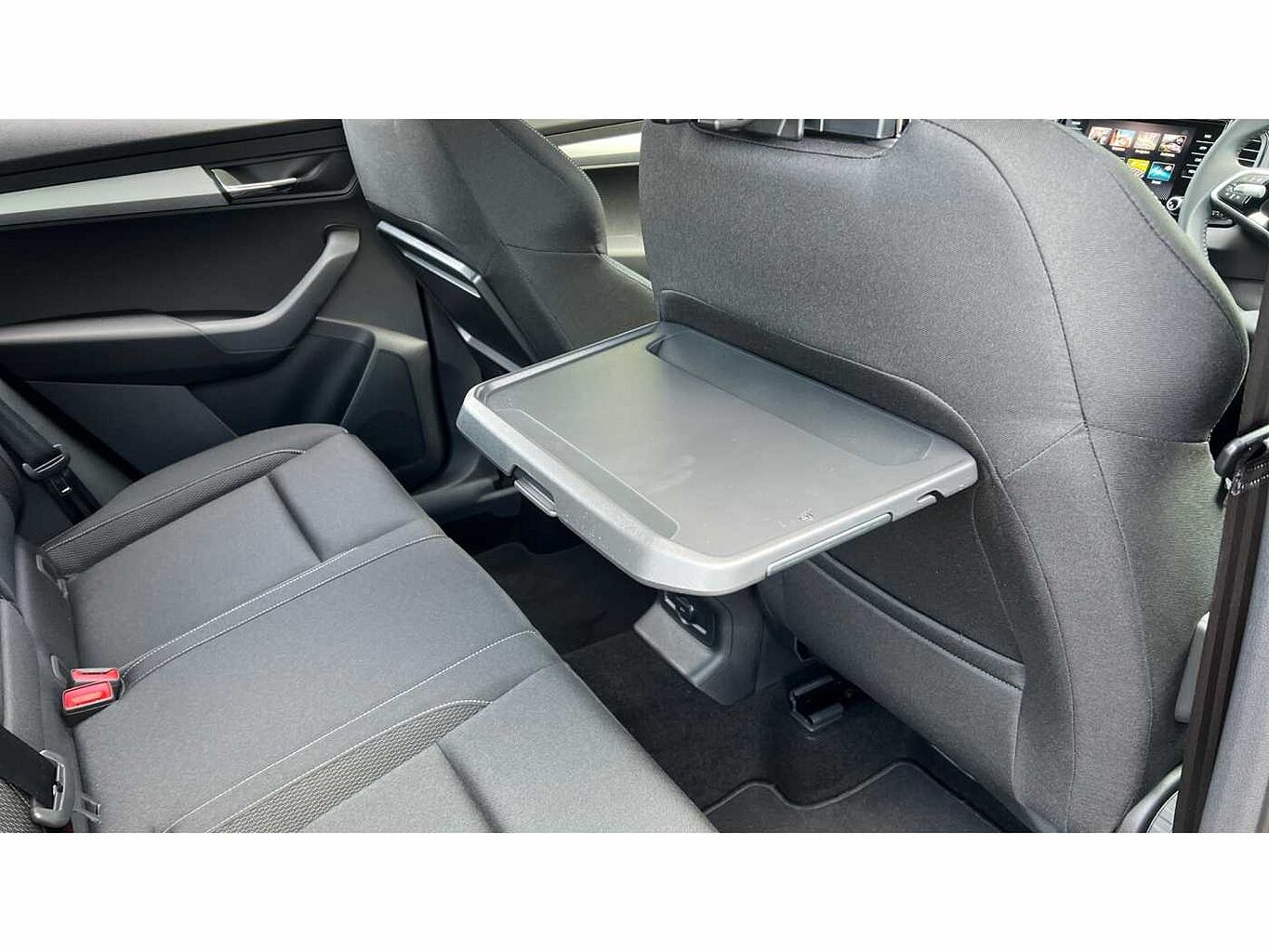SKODA KAROQ SE Edition 1.5 TSI 150 PS 6G Man