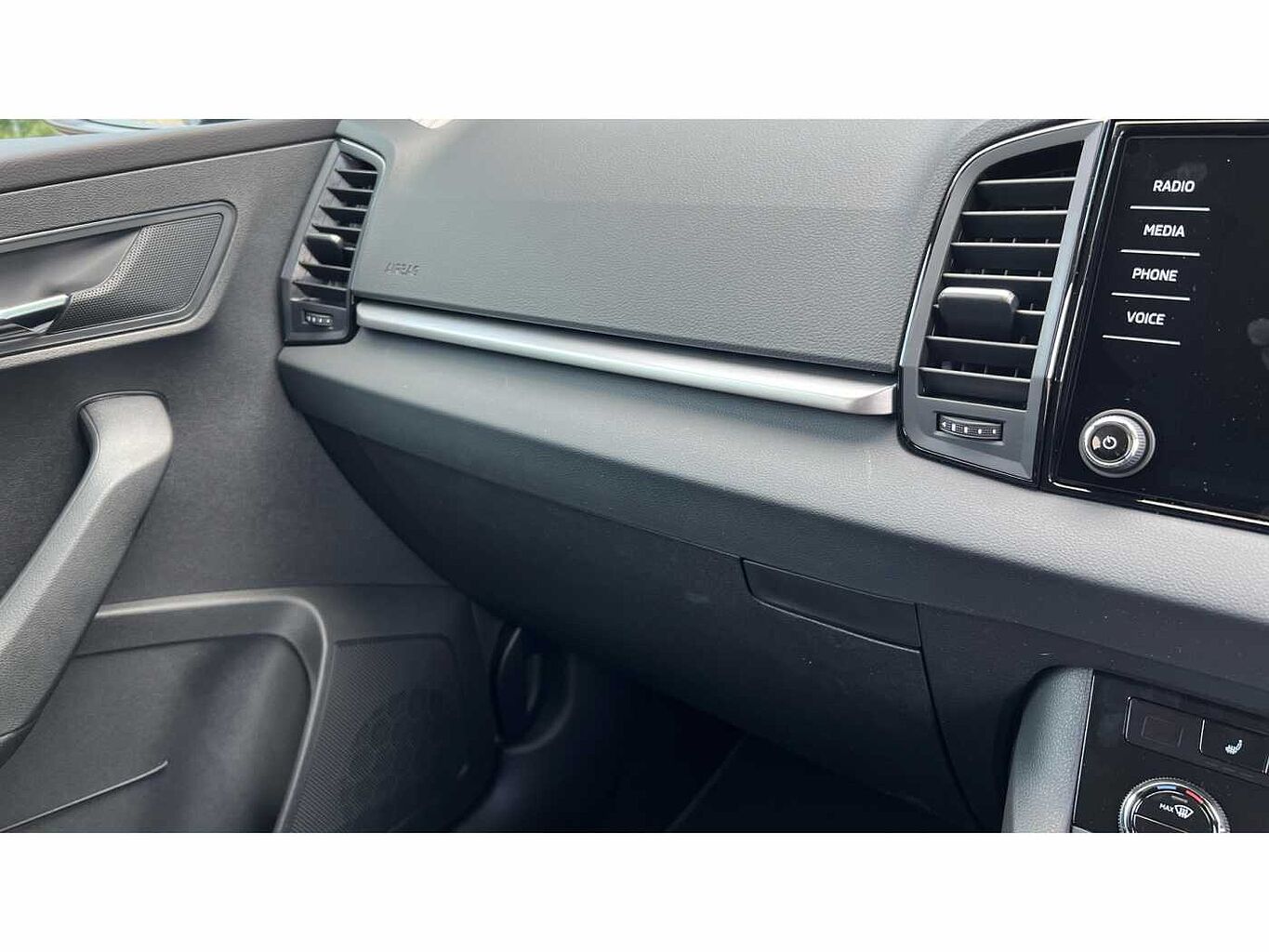 SKODA KAROQ SE Edition 1.5 TSI 150 PS 6G Man