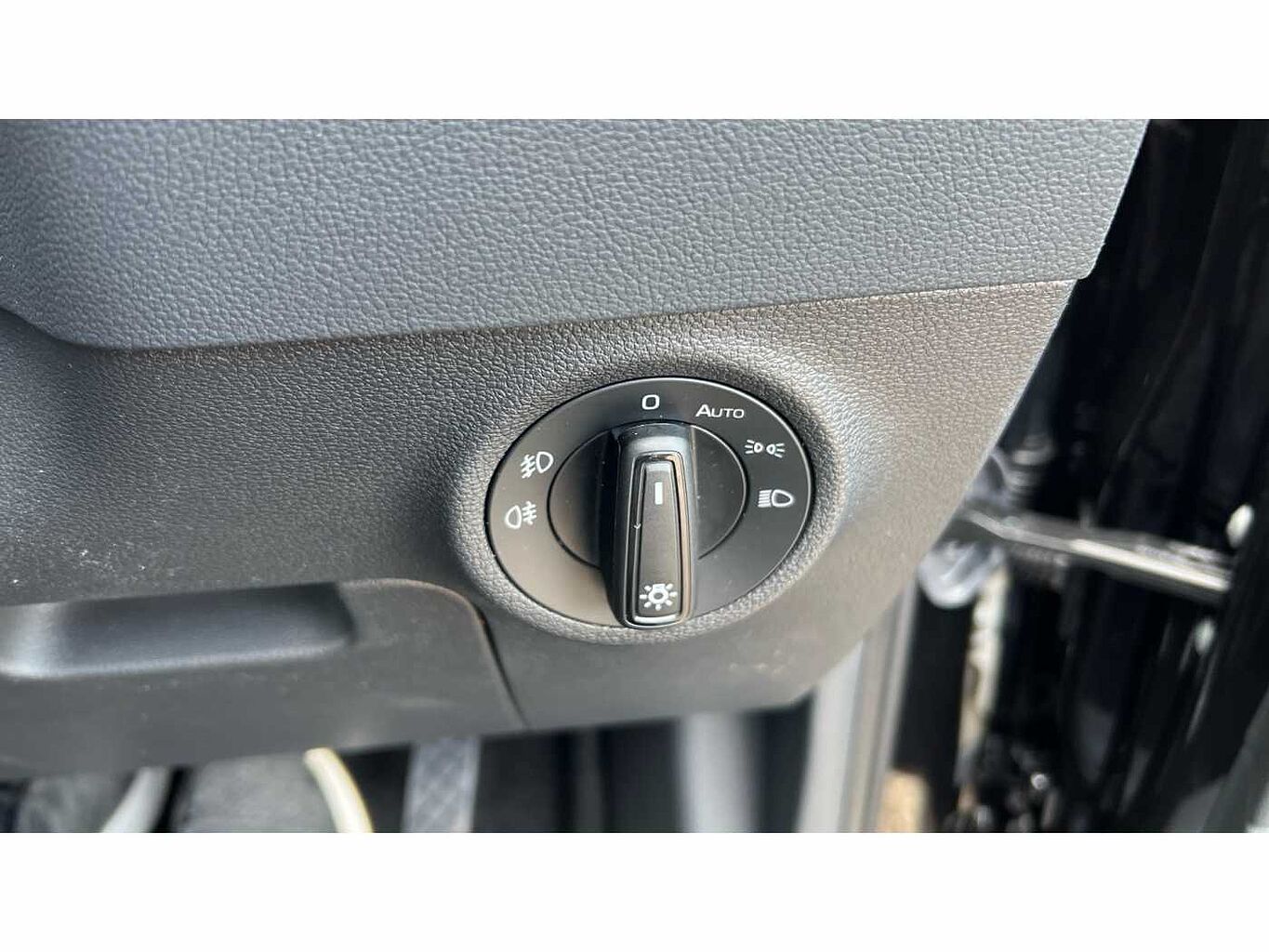 SKODA KAROQ SE Edition 1.5 TSI 150 PS 6G Man