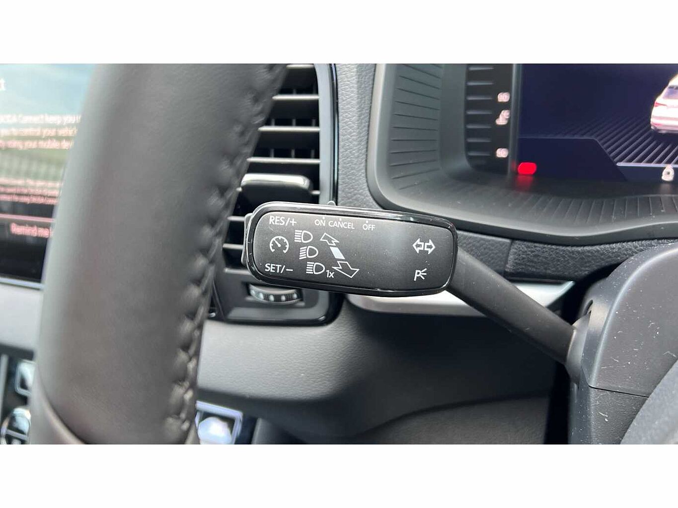 SKODA KAROQ SE Edition 1.5 TSI 150 PS 6G Man