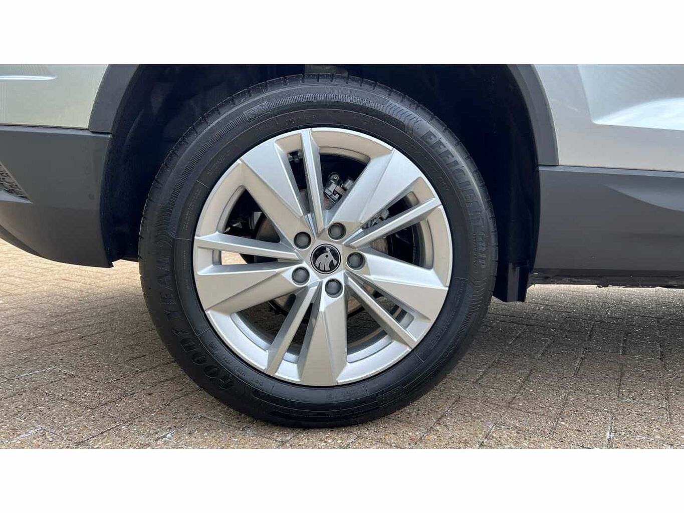 SKODA KAROQ SE Edition 1.0 TSI 116 PS 6G Man