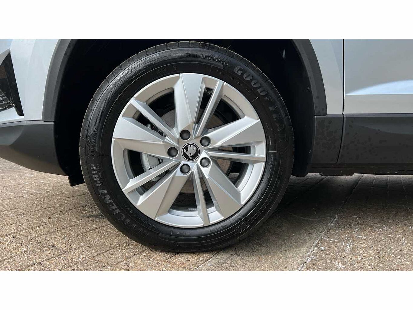 SKODA KAROQ SE Edition 1.0 TSI 116 PS 6G Man