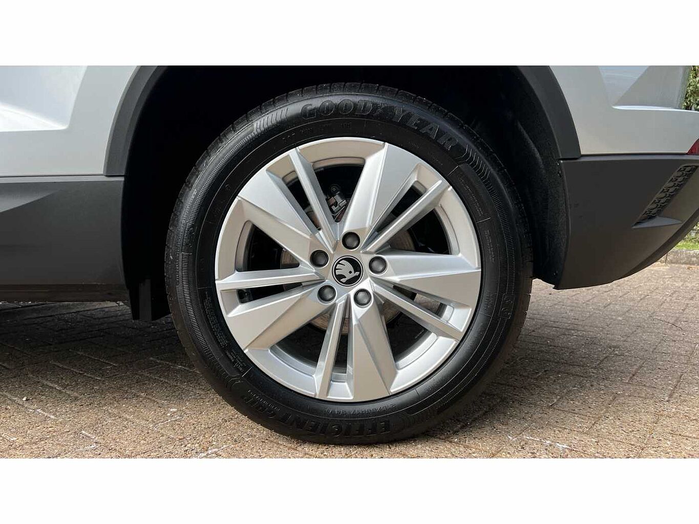 SKODA KAROQ SE Edition 1.0 TSI 116 PS 6G Man