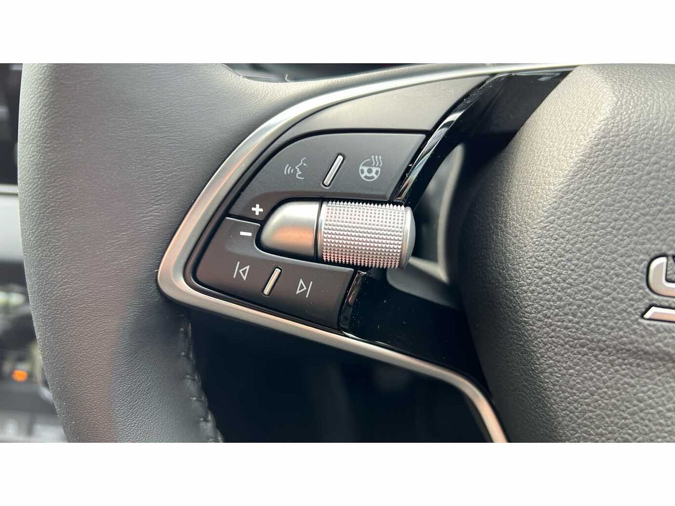 SKODA KAROQ SE Edition 1.0 TSI 116 PS 6G Man