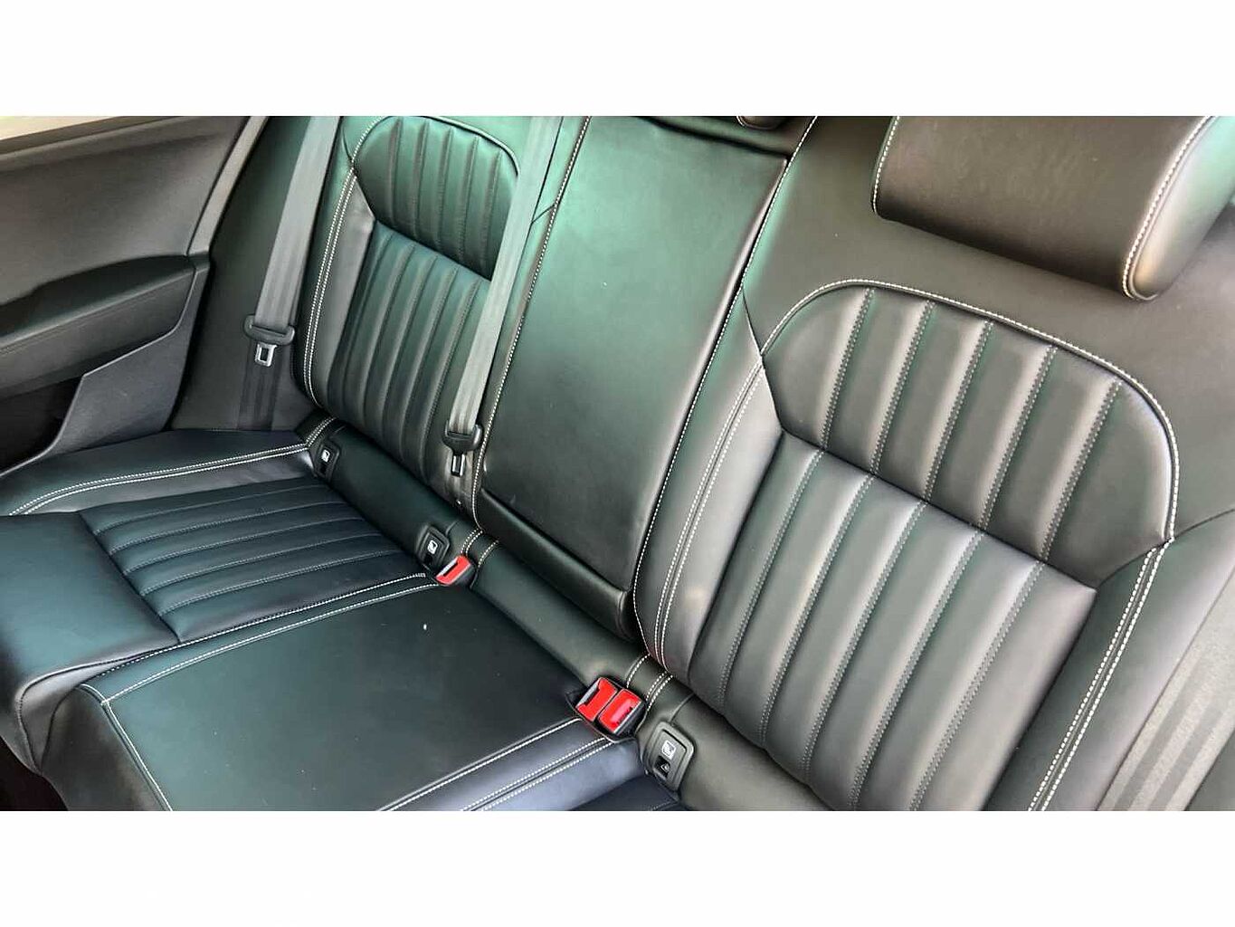 SKODA Superb 1.4 TSI (218ps) SE L iV DSG Estate