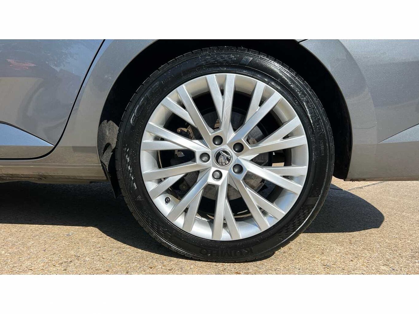 SKODA Superb 1.4 TSI (218ps) SE L iV DSG Estate
