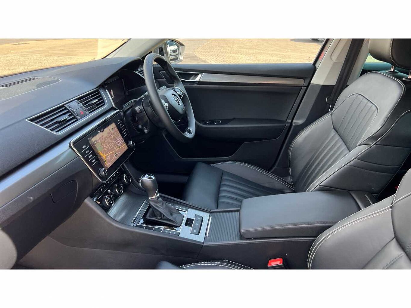 SKODA Superb 1.4 TSI (218ps) SE L iV DSG Estate