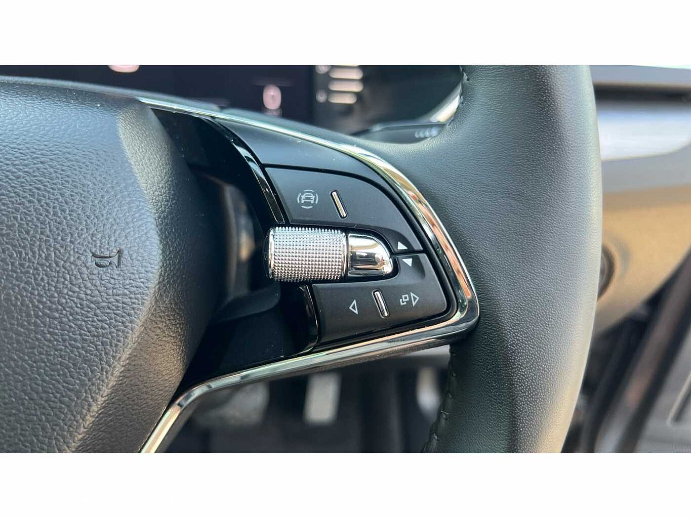 SKODA Superb 1.4 TSI (218ps) SE L iV DSG Estate