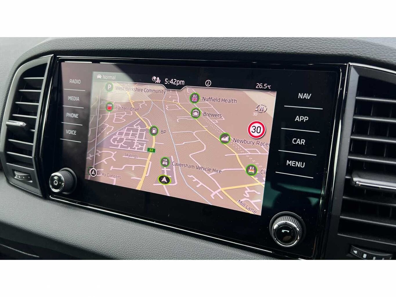 SKODA Karoq SUV 1.5 TSI (150ps) SportLine ACT