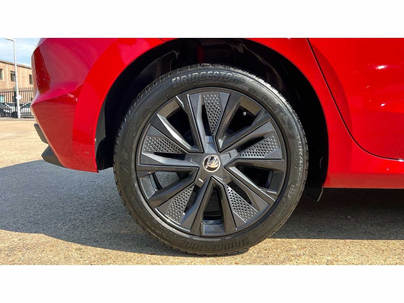 SKODA FABIA 1.0 MPI 80 Colour Edition 5dr