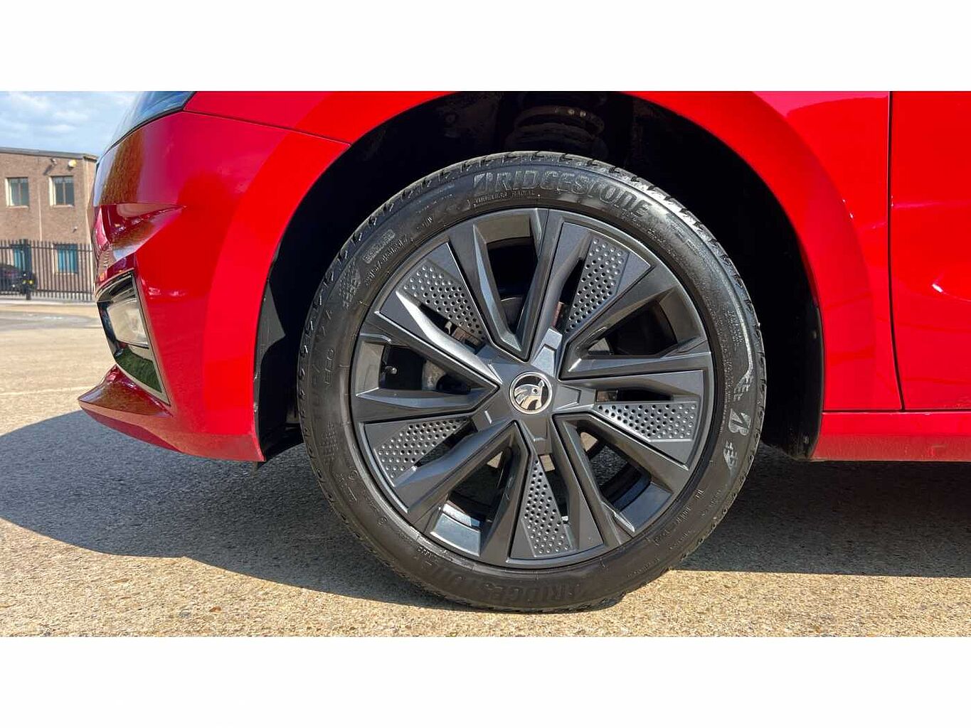 SKODA FABIA 1.0 MPI 80 Colour Edition 5dr