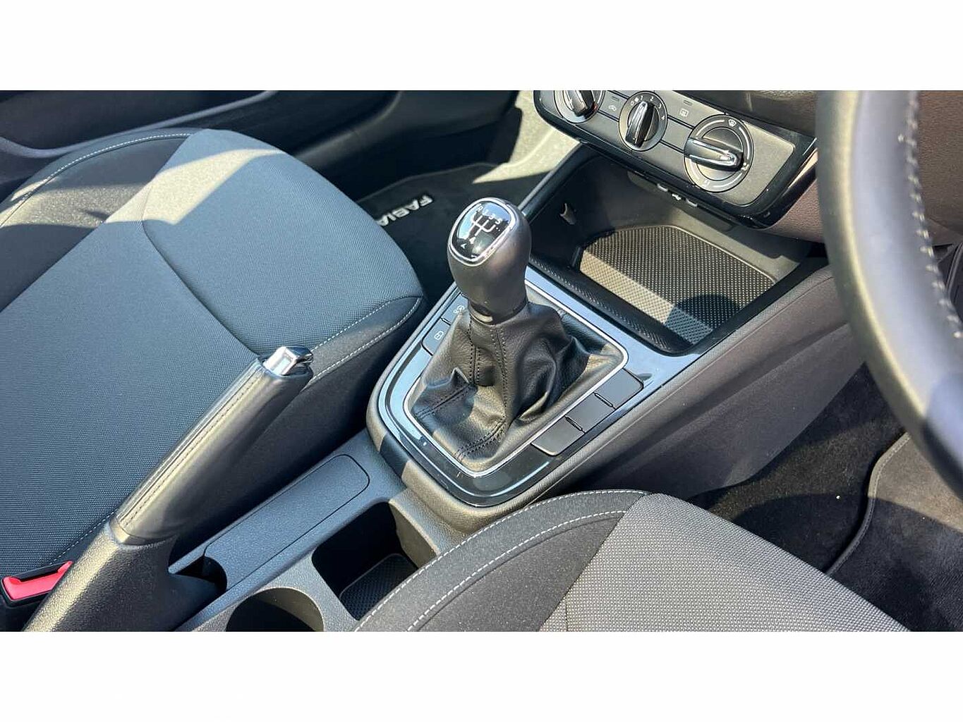 SKODA FABIA 1.0 MPI 80 Colour Edition 5dr