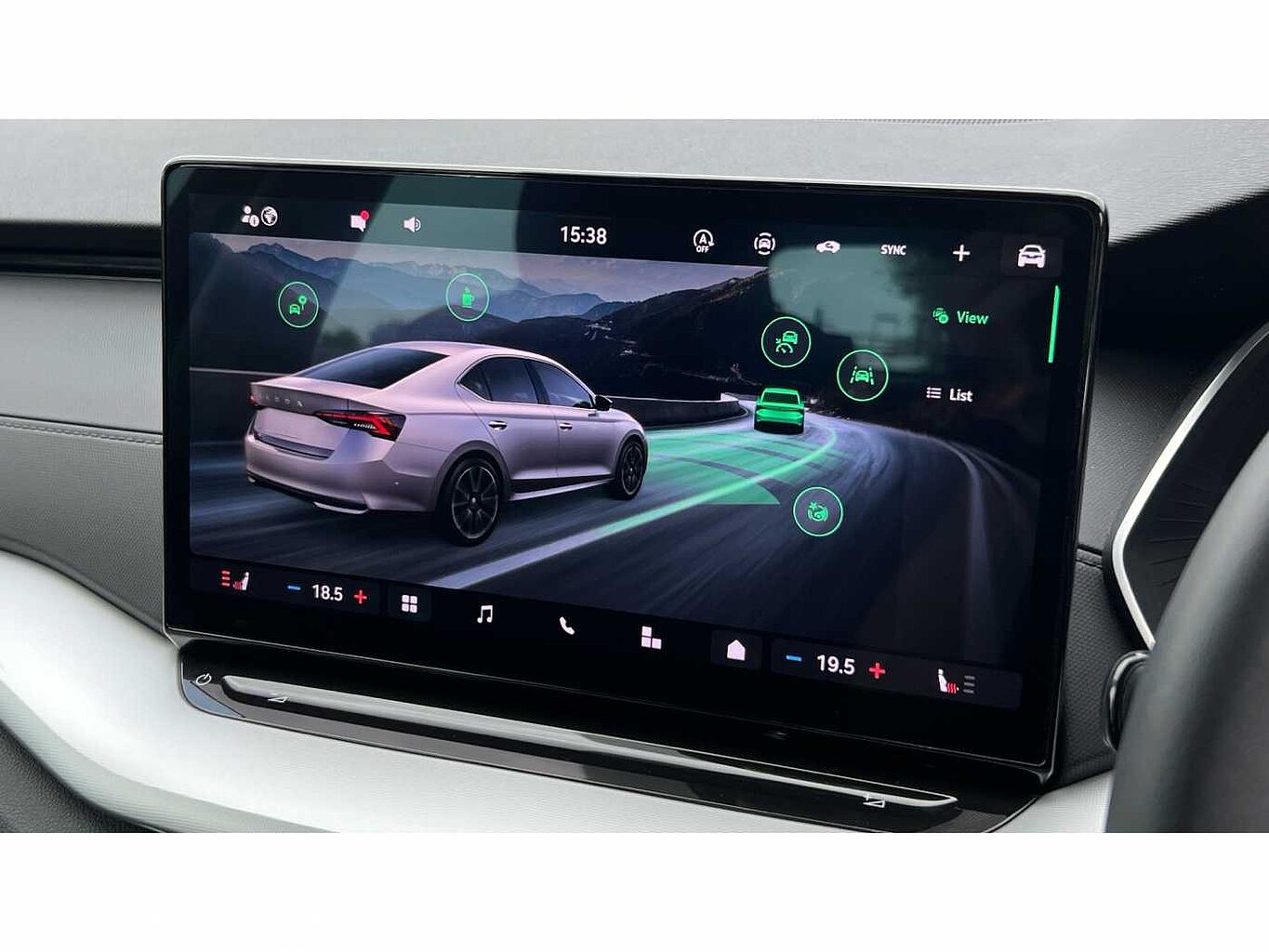 SKODA OCTAVIA 1.5 TSI SE Technology 5dr