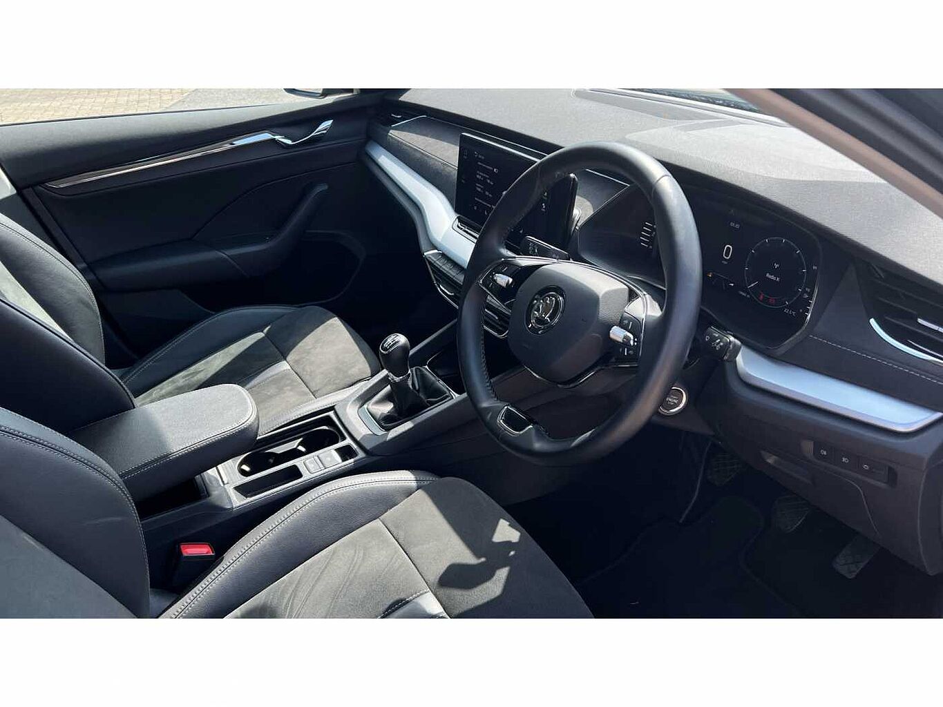SKODA OCTAVIA 1.5 TSI SE L First Edition 5dr